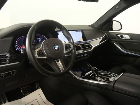 Used 2022 BMW X7 xDrive40i w/ M Sport Package AWD/4WD image 12