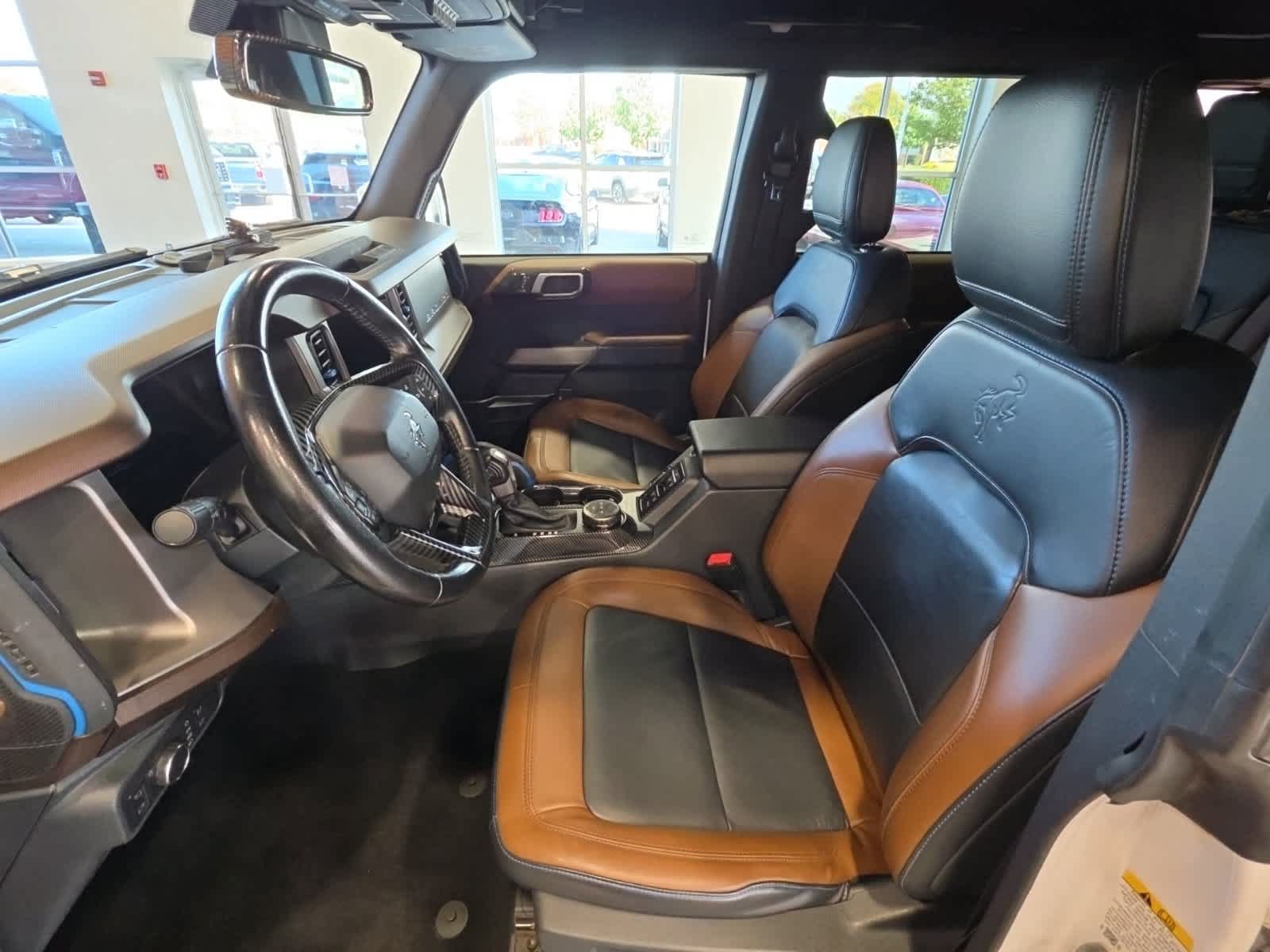 Used 2022 Ford Bronco Outer Banks AWD/4WD image 16