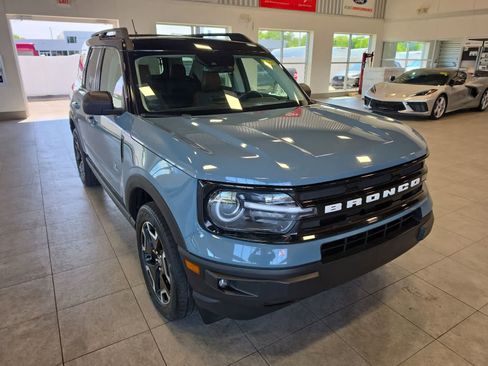 Certified 2021 Ford Bronco Sport Outer Banks w/ Outer Banks Package AWD/4WD image 4