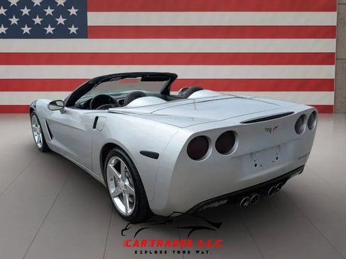 Used 2006 Chevrolet Corvette Convertible w/ Preferred Equipment Group RWD image 4