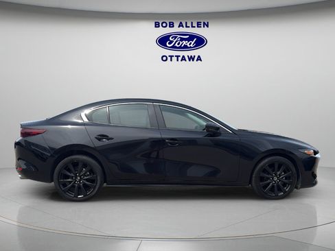 Used 2025 MAZDA MAZDA3 s image 13