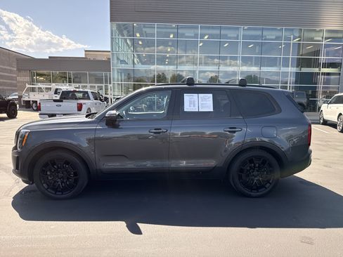 Used 2021 Kia Telluride EX w/ EX Premium Package AWD/4WD image 2