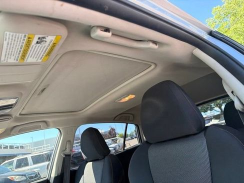 Used 2019 Subaru Crosstrek 2.0i Premium AWD/4WD image 12