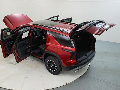 New 2026 Chevrolet Traverse Z71 w/ Enhanced Driving Package image 19