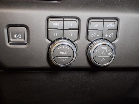New 2026 GMC Sierra 2500 AT4X AWD/4WD image 16