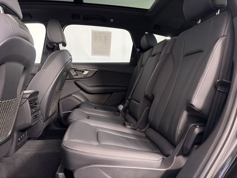 Certified 2025 Audi Q7 3.0T Premium Plus AWD/4WD image 7