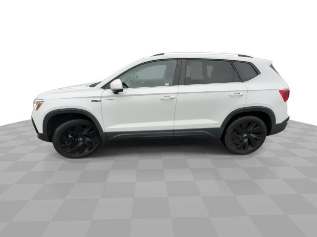 Used 2023 Volkswagen Taos SEL w/ Black Wheel Package AWD/4WD image 5