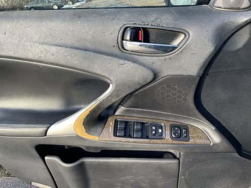 Used 2012 Lexus IS 250 w/ Premium Pkg Value Edition image 29