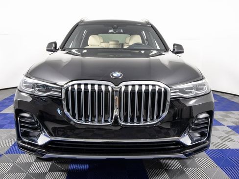 Used 2022 BMW X7 xDrive40i w/ Premium Package image 2