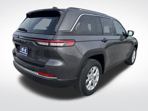 Certified 2023 Jeep Grand Cherokee Limited image 3