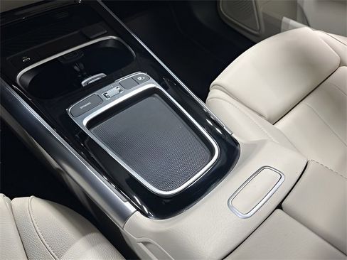 Used 2025 Mercedes-Benz GLA 250 GLA 250 image 25