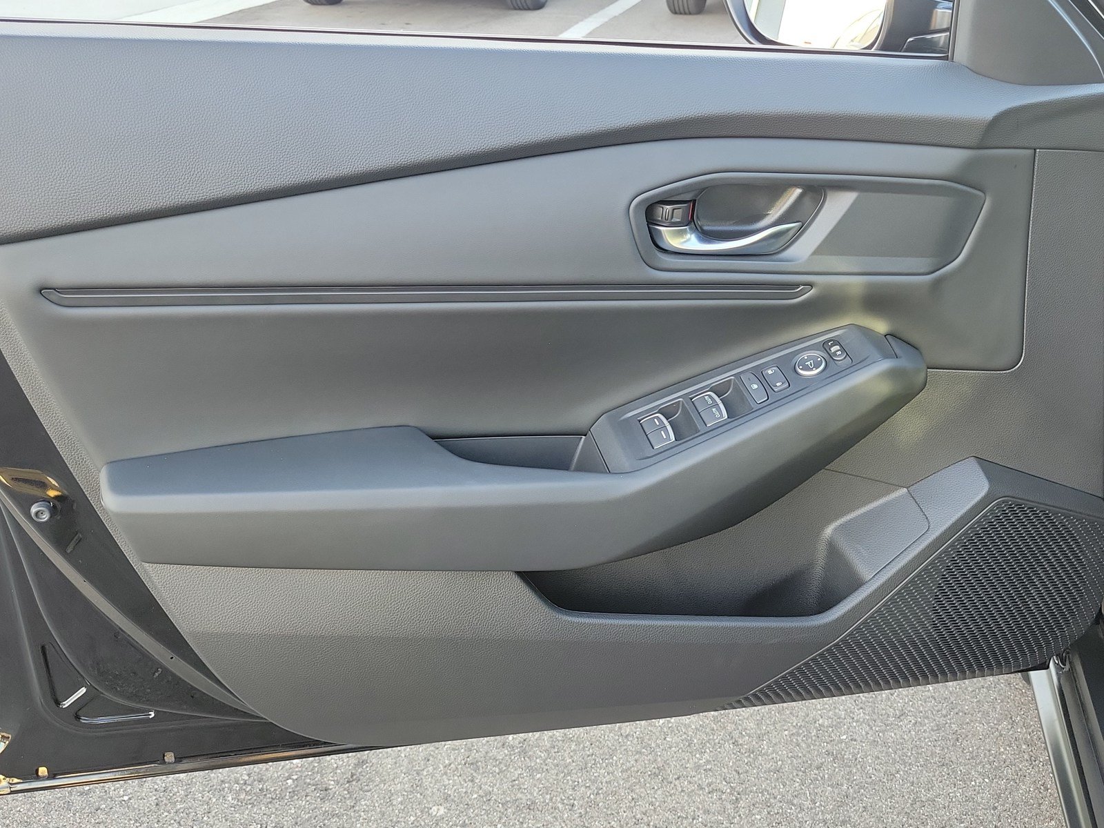 Used 2023 Honda Accord EX image 13