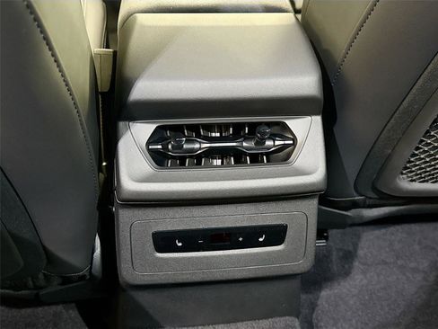 New 2027 Audi SQ6 e-tron Prestige AWD/4WD image 26