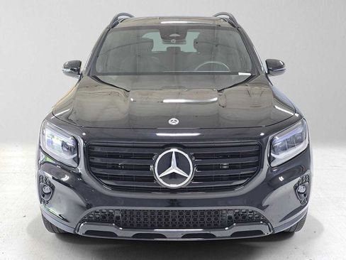 Certified 2026 Mercedes-Benz GLB 250 4MATIC image 8