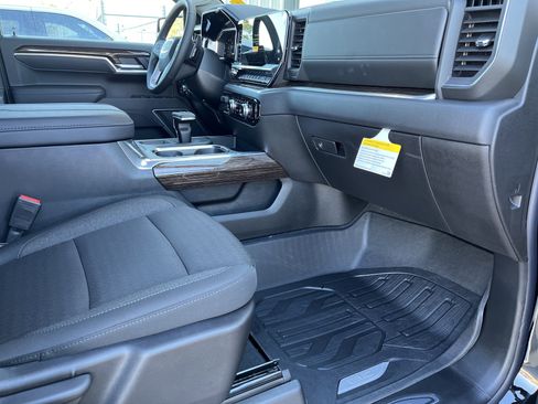 New 2026 GMC Sierra 1500 Elevation image 16
