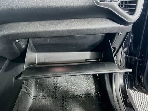 Used 2023 Kia Soul LX w/ LX Technology Package FWD image 31