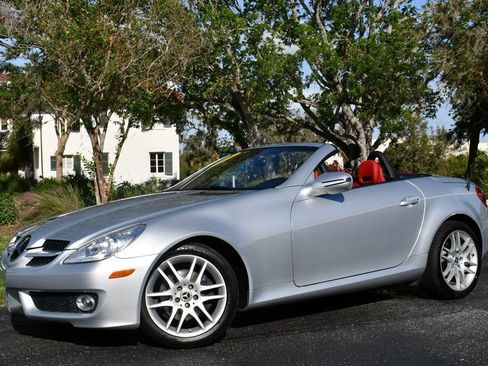 Used 2009 Mercedes-Benz SLK 300 image 19