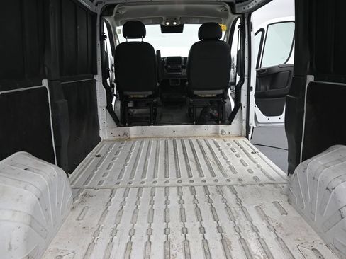 Used 2025 RAM ProMaster 2500 w/ Convenience Group FWD image 14