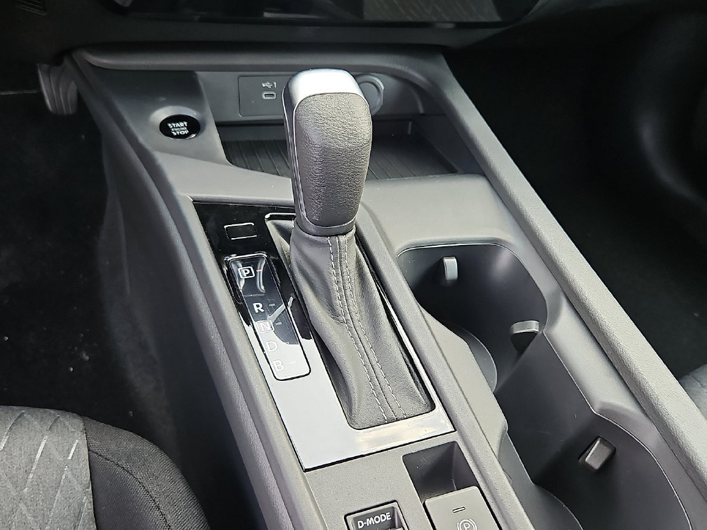 New 2027 Nissan Sentra SV w/ Floor Mat Package FWD image 14