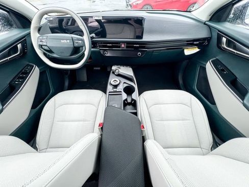 New 2025 Kia EV6 Wind AWD/4WD image 14