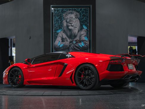 Used 2015 Lamborghini Aventador LP 700-4 AWD/4WD image 5