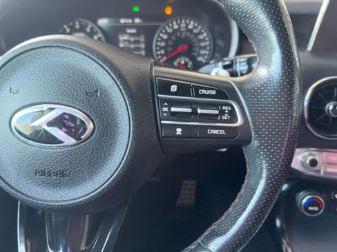 Used 2018 Kia Stinger GT2 AWD/4WD image 29