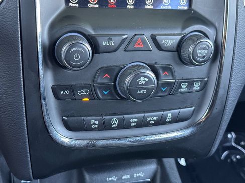 Used 2019 Dodge Durango GT w/ Blacktop Package AWD/4WD image 23