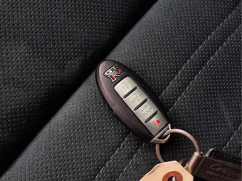 Certified 2024 Nissan GT-R w/ Floor Mat Package image 25