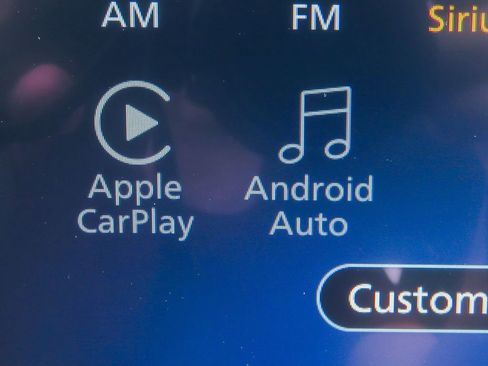 Used 2024 Nissan Kicks SV image 13