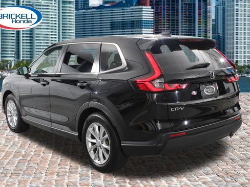 Used 2024 Honda CR-V EX image 3