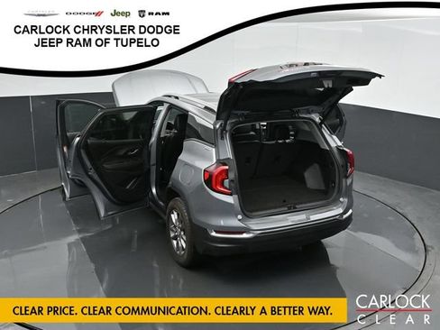 Used 2023 GMC Terrain SLT w/ LPO, Floor Liner Package AWD/4WD image 70