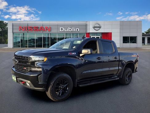 Used 2022 Chevrolet Silverado 1500 LT Trail Boss AWD/4WD image 1
