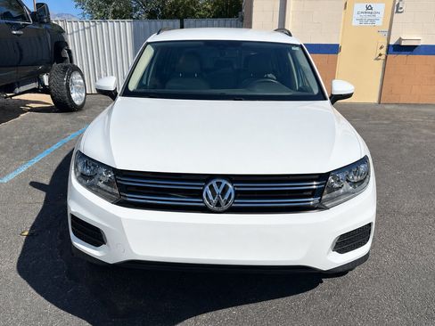 Used 2016 Volkswagen Tiguan S FWD image 2
