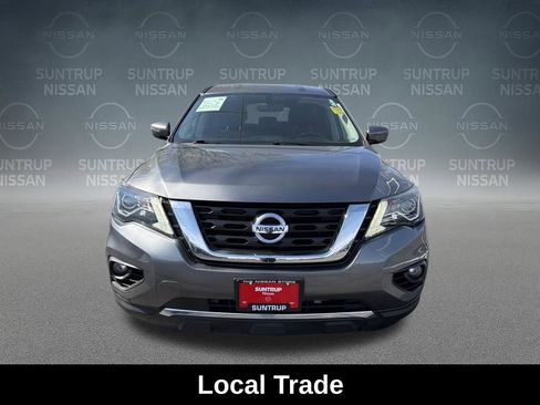 Used 2018 Nissan Pathfinder SV image 7