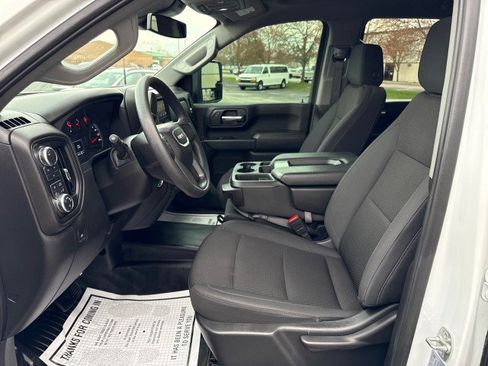 Used 2025 GMC Sierra 2500 Pro w/ 1SA Pro Safety Plus Package image 16