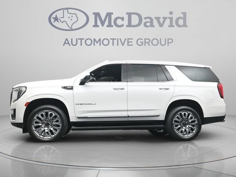 Used 2024 GMC Yukon Denali Ultimate AWD/4WD image 29