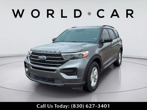 Used 2021 Ford Explorer XLT RWD image 15