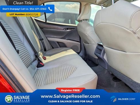 Used 2021 Toyota Camry SE FWD image 13
