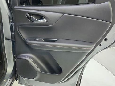 Used 2025 Chevrolet Blazer RS FWD image 28