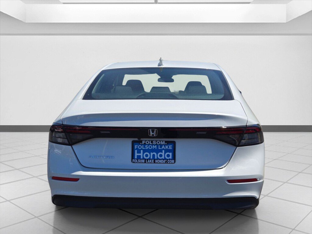 New 2026 Honda Accord LX image 5