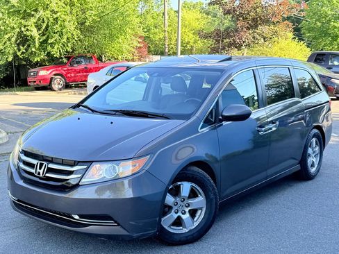Used 2016 Honda Odyssey EX-L image 3