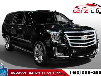 Used 2017 Cadillac Escalade ESV Luxury