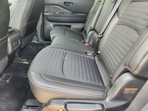 Used 2026 Nissan Pathfinder Rock Creek AWD/4WD image 30