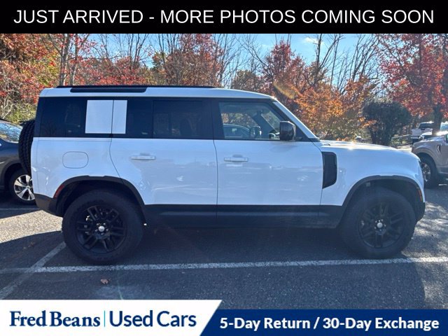 Used 2025 Land Rover Defender 110 S AWD/4WD image 10