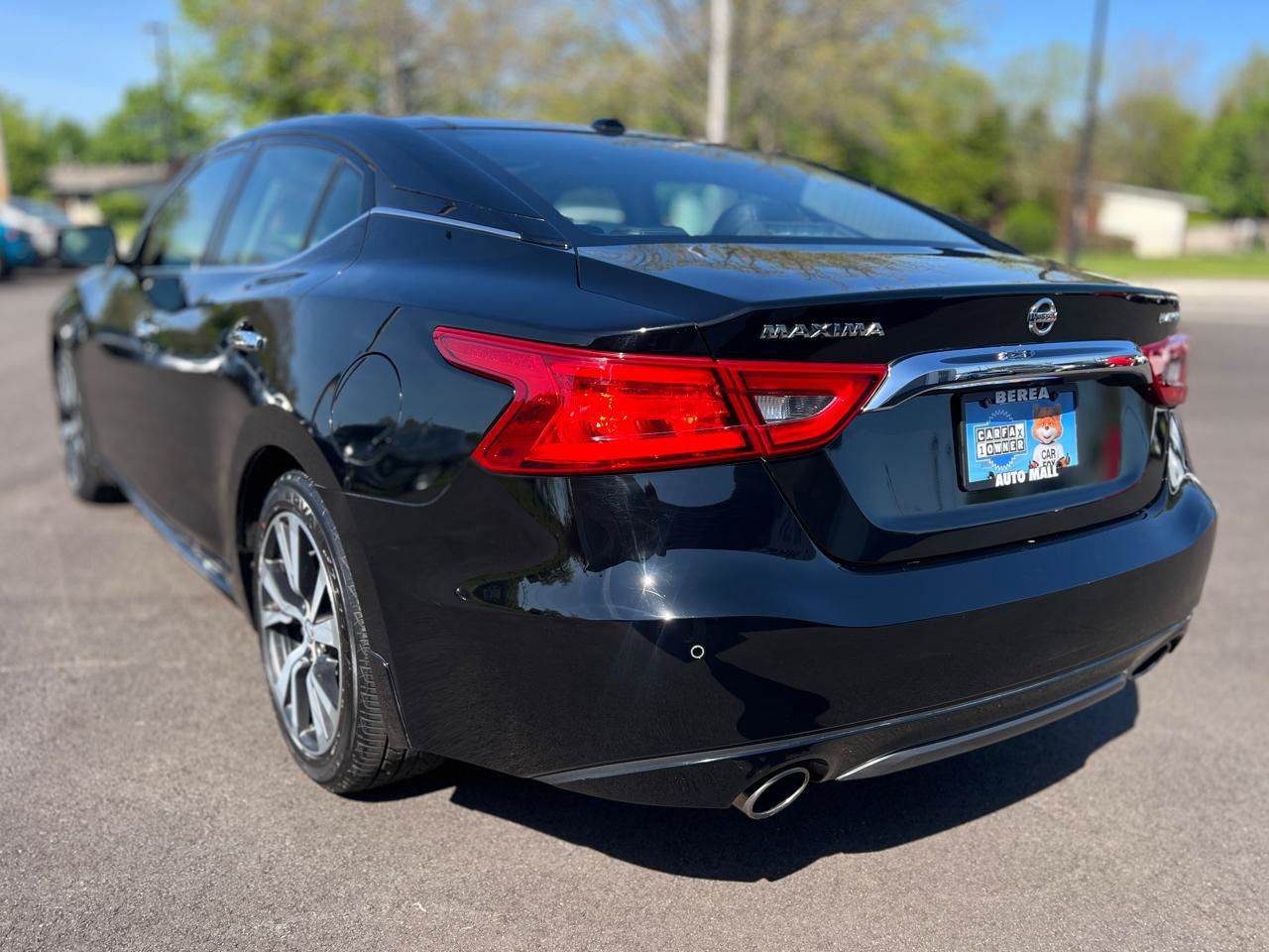 Used 2016 Nissan Maxima Platinum FWD image 12
