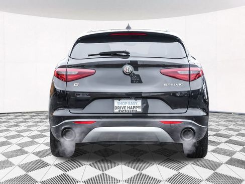 Used 2023 Alfa Romeo Stelvio Ti image 14