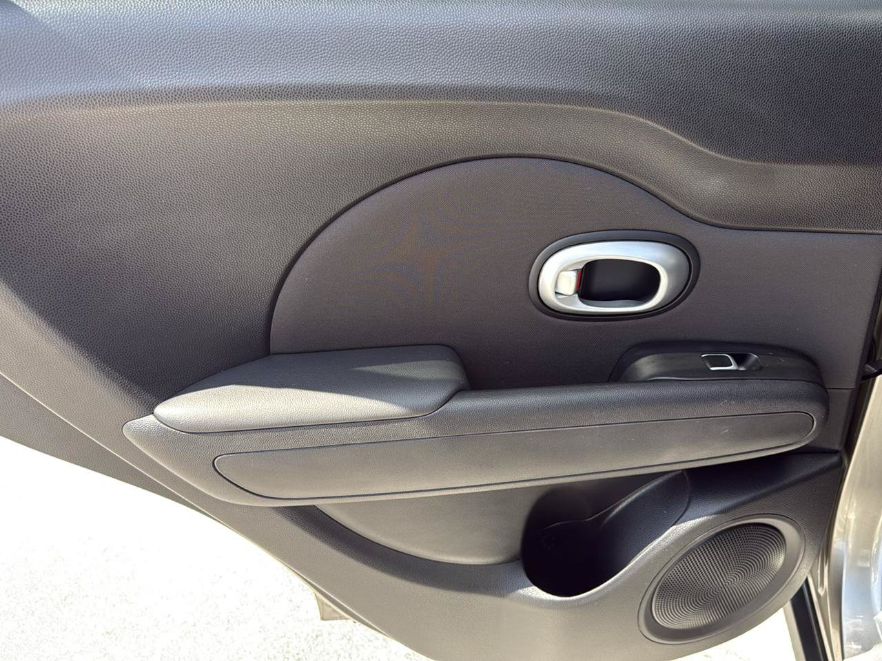 Used 2018 Kia Soul w/ Convenience Package FWD image 25