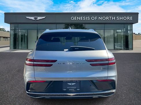 Certified 2026 Genesis GV70 2.5T Advanced AWD/4WD image 6
