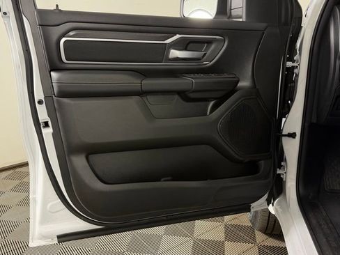New 2026 RAM 1500 4x4 Crew Cab image 9