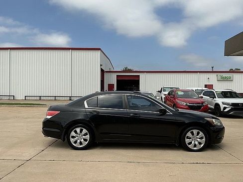 Used 2010 Honda Accord EX-L image 4